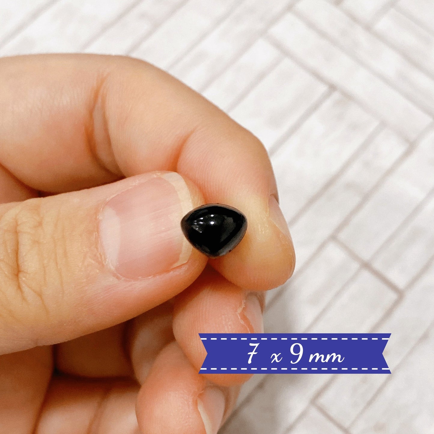 Triangular Noses (10 Pieces)