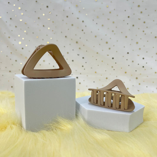 Matte Claw Clip: Triangle (Assorted Colors)