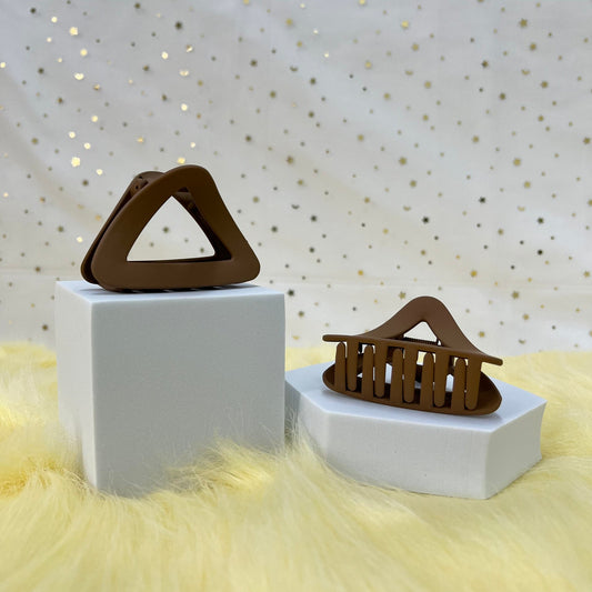 Matte Claw Clip: Triangle (Assorted Colors)