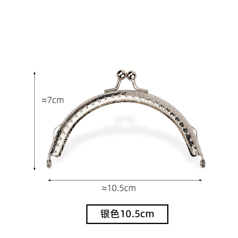 Silver Kiss Clasps