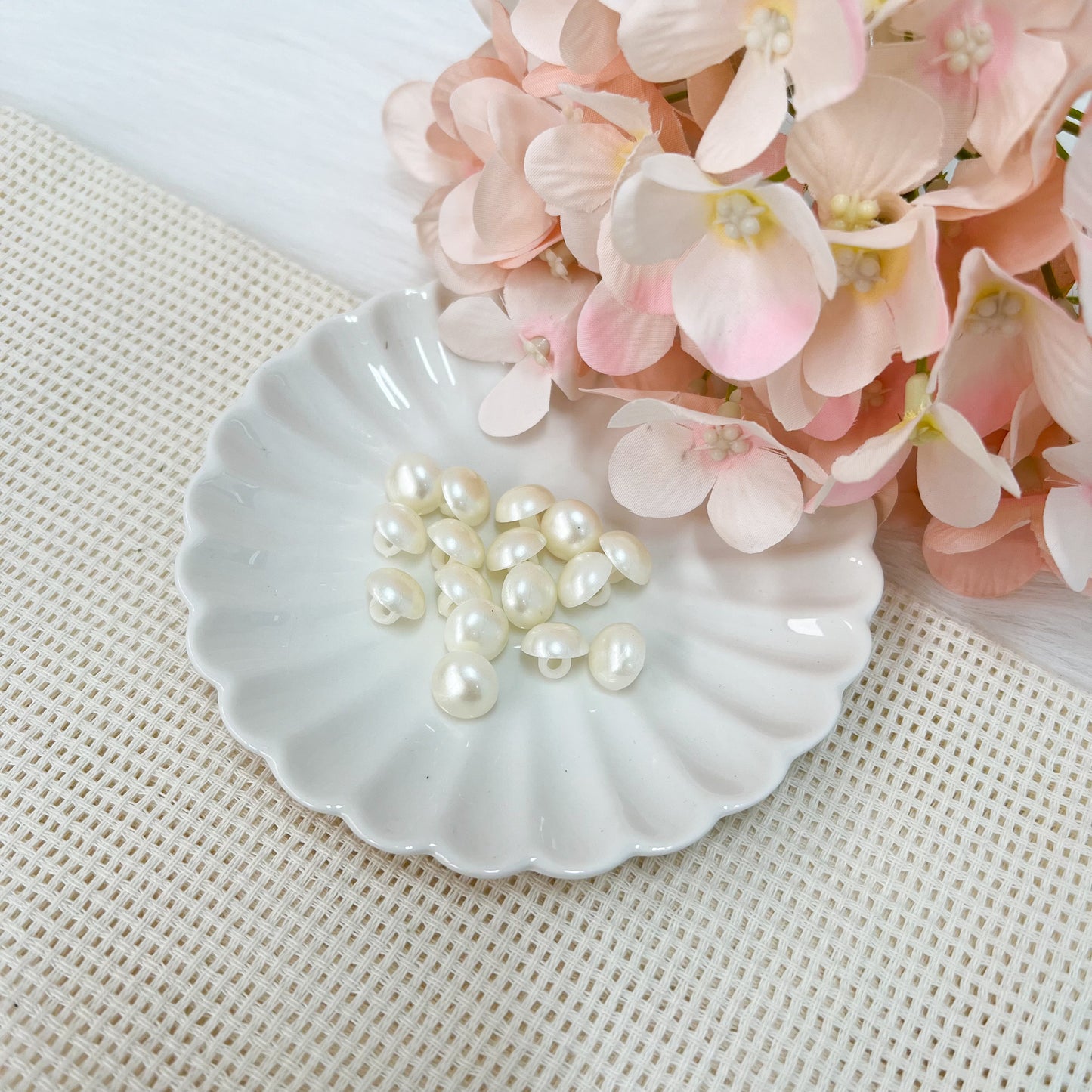 11mm Pearl Buttons