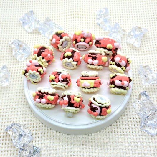 Handpainted Beads: Blanche