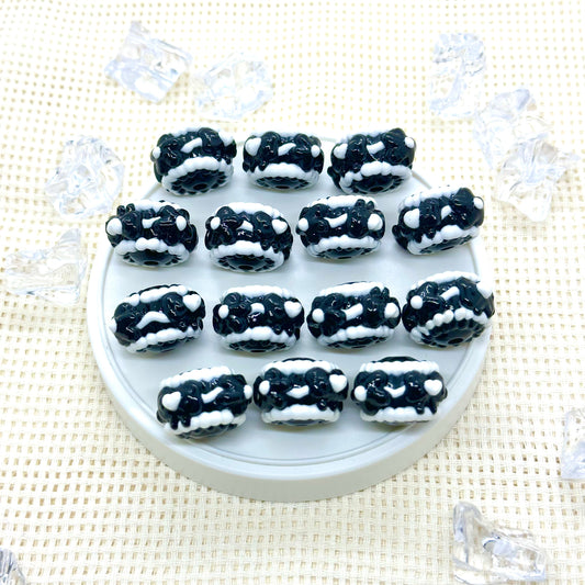 Handpainted Beads: Gundega