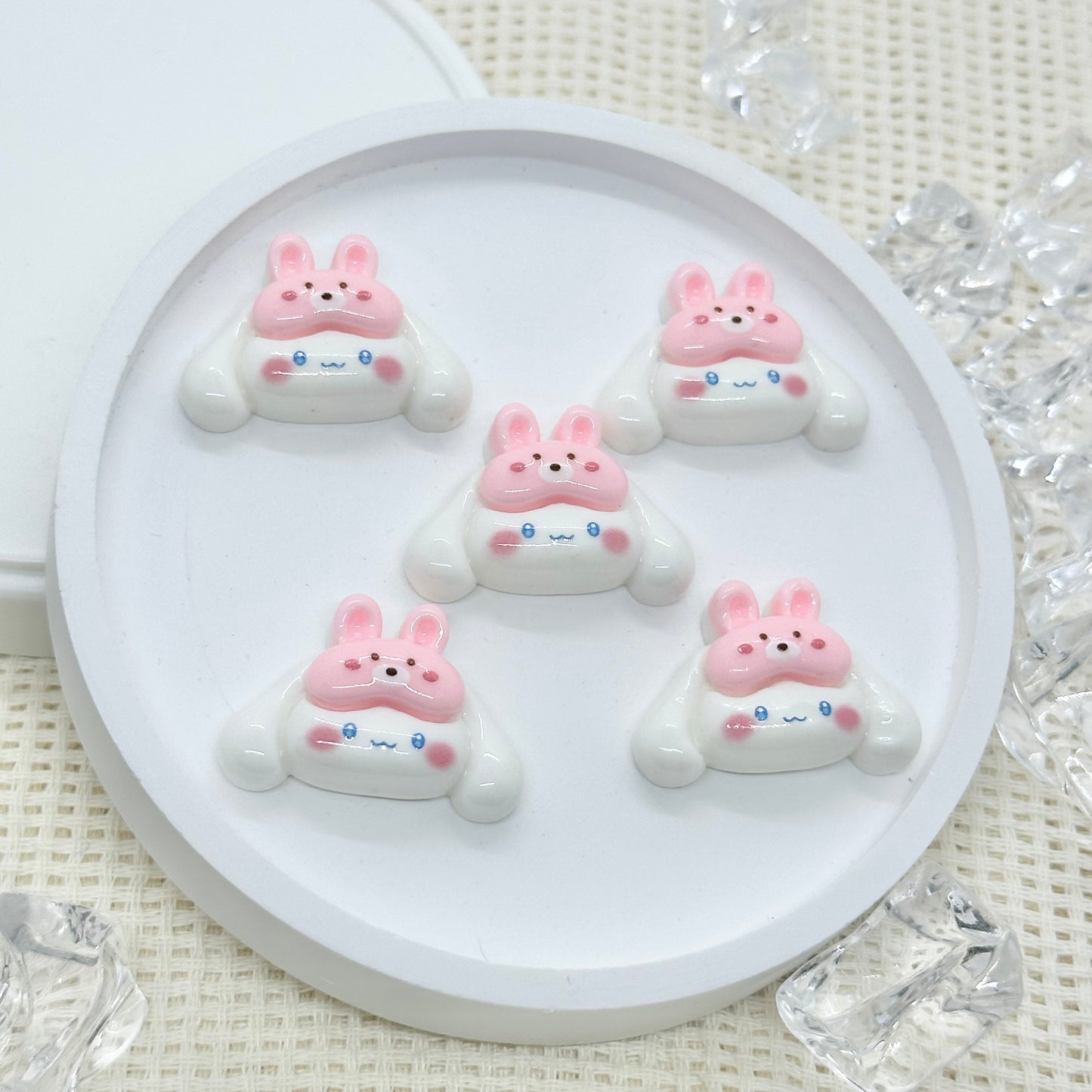 Stick-on Charms: Cinnamon Roll (L)