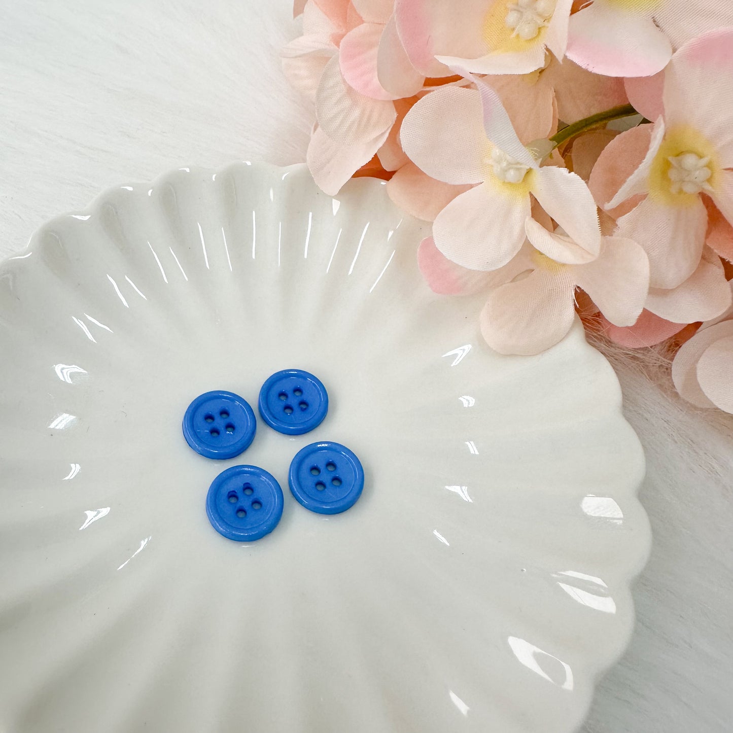 18mm Resin Buttons