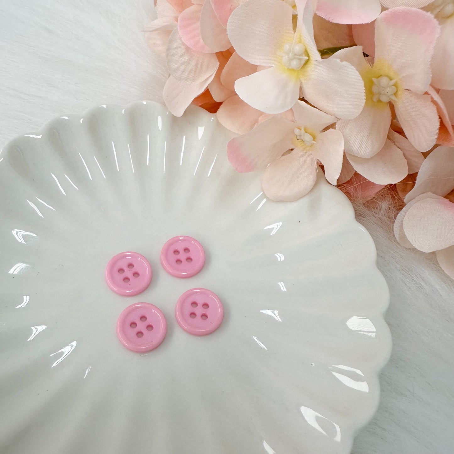 18mm Resin Buttons