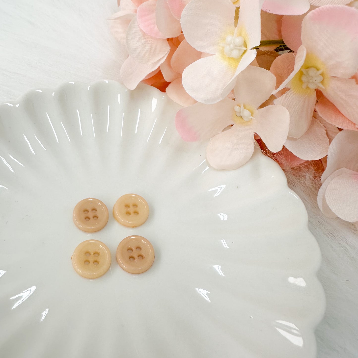 18mm Resin Buttons
