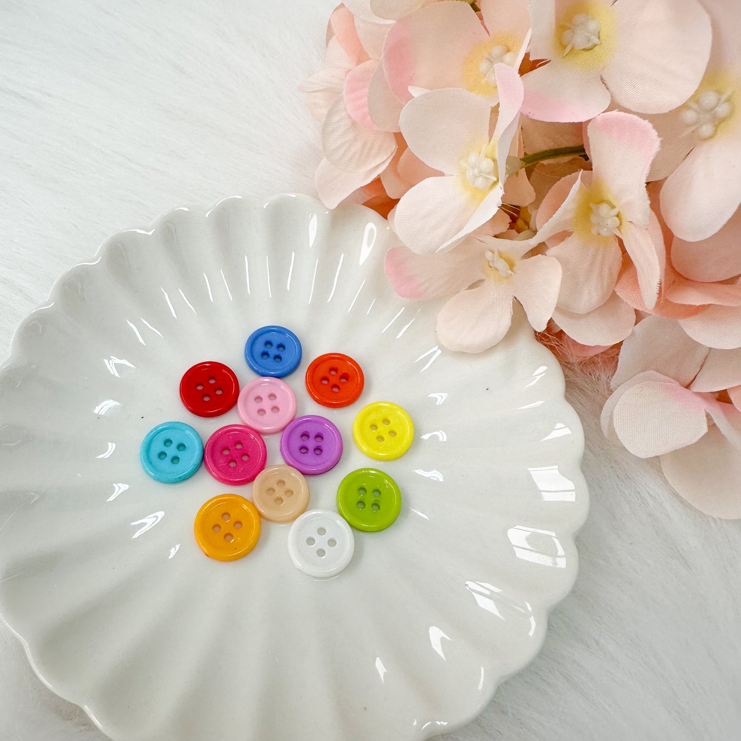 18mm Resin Buttons