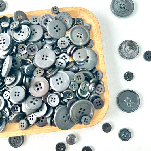 10mm - 40mm Assorted Resin Buttons (Grey)
