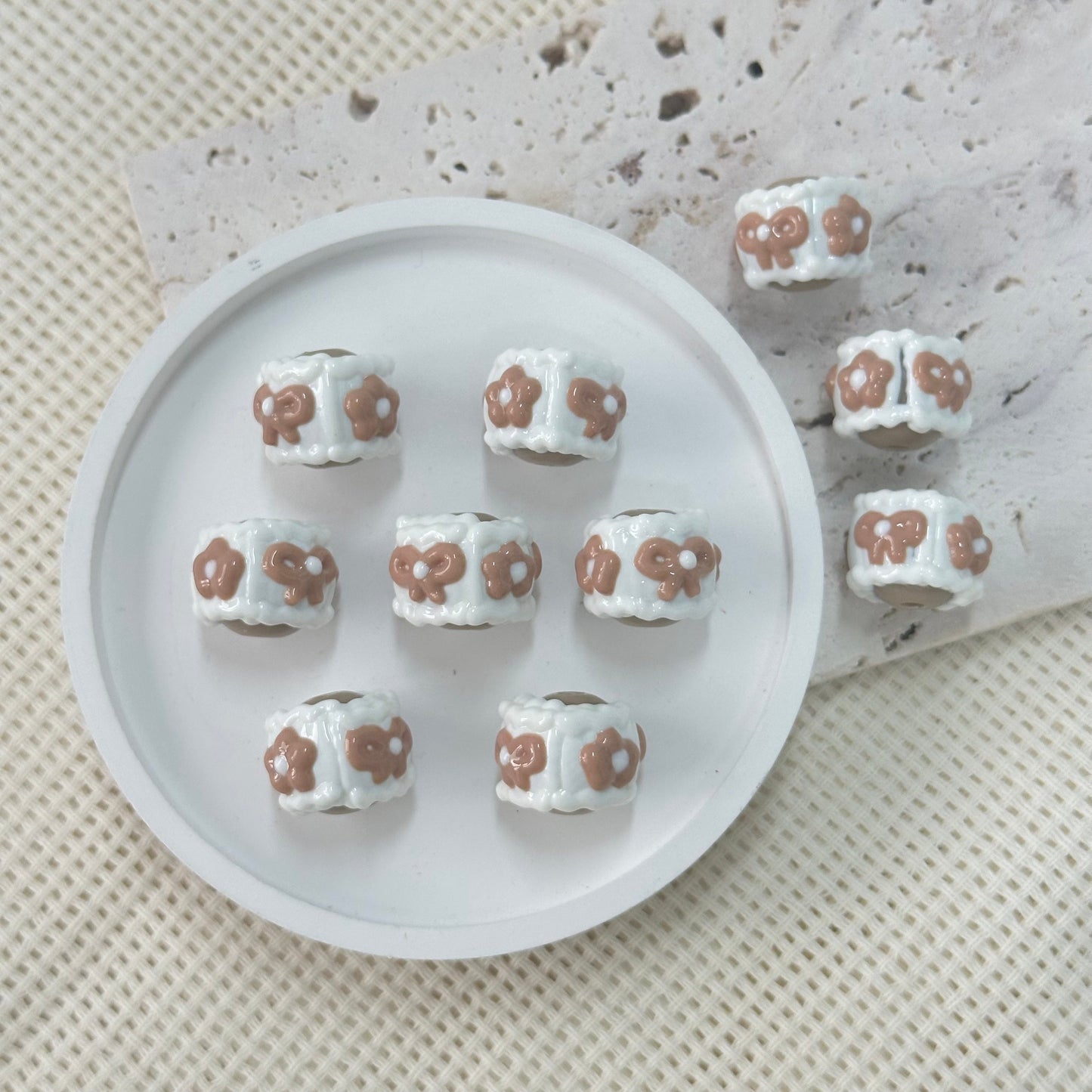 Handpainted Beads: Gizelle