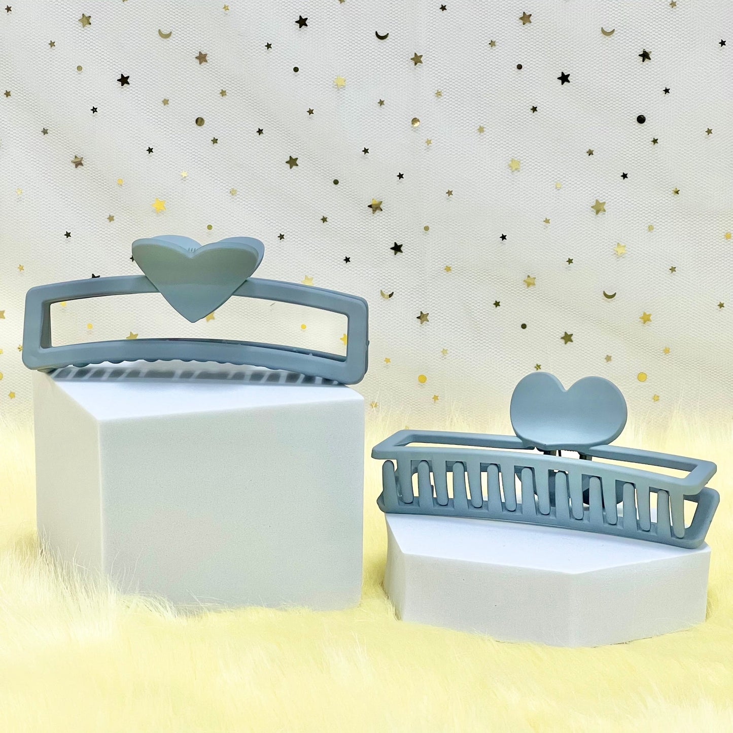 Matte Claw Clip: Boxed Heart Claw Clip (Assorted Colors)
