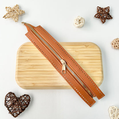 28cm PU Leather Zip (with Holes)
