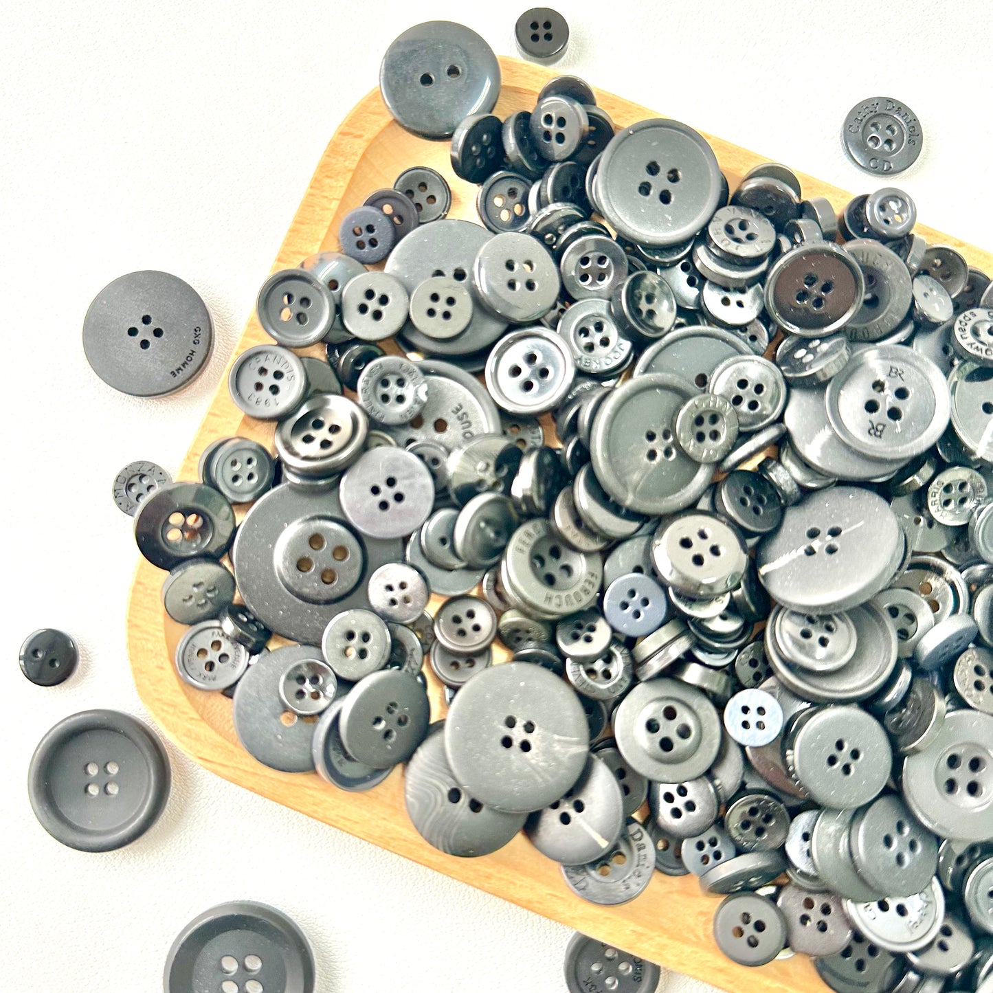 10mm - 40mm Assorted Resin Buttons (Grey)
