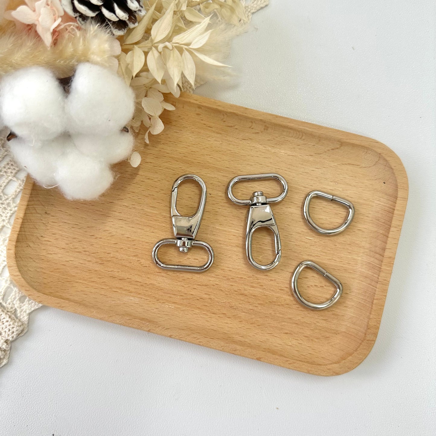 15mm / 20mm D-Ring (with clasp)