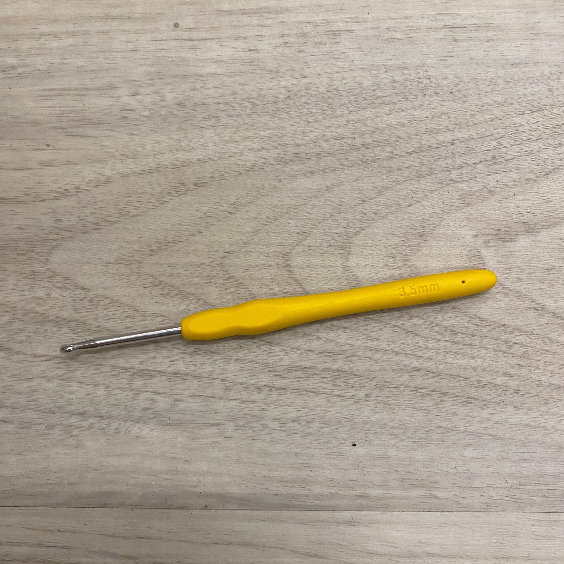 Crochet Hooks With Rubber Grip