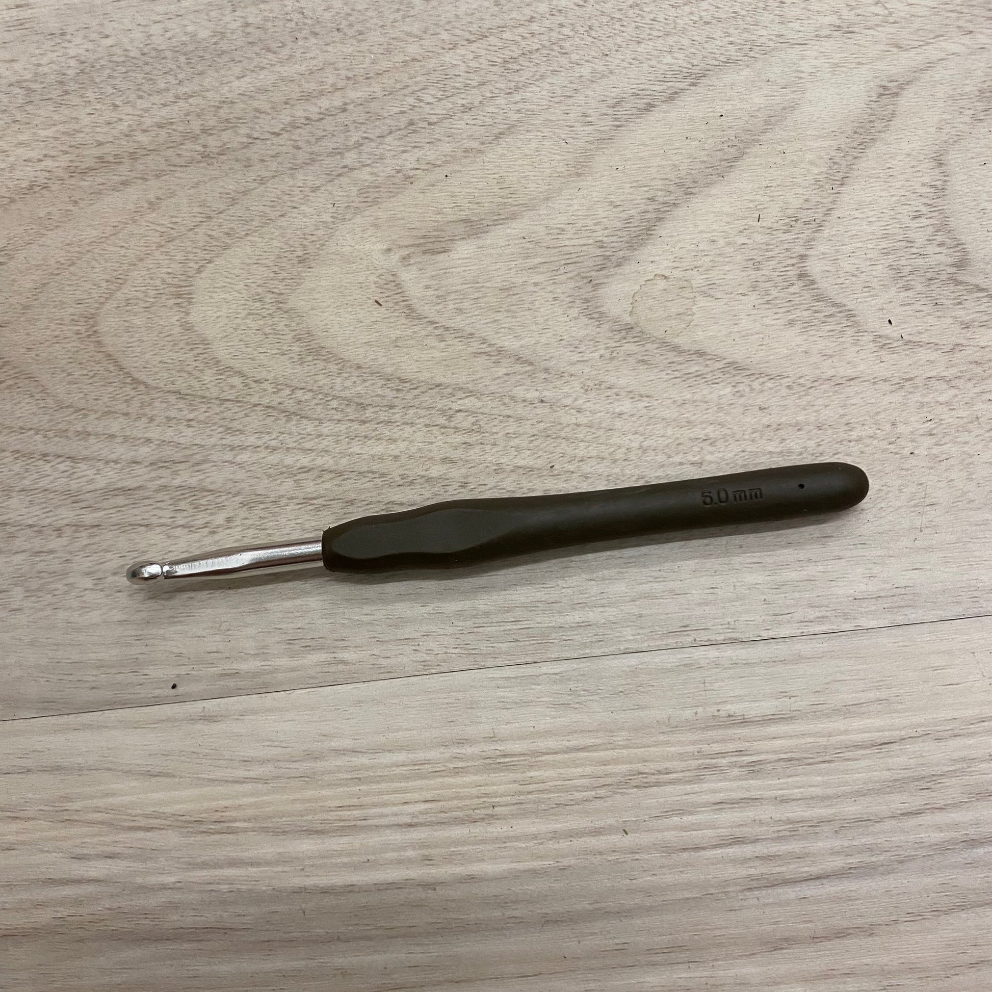 Crochet Hooks With Rubber Grip